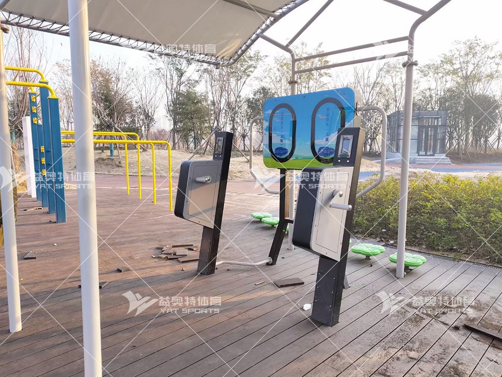 Shandong Linyi Baihua Lake Park Large Fitness Equipment Project